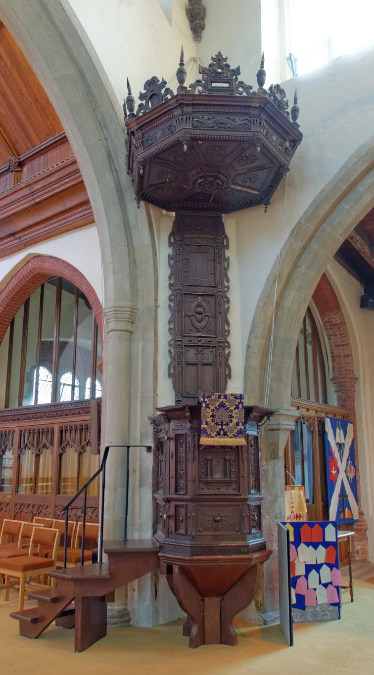 Great Baddow - St Mary - Pulpit