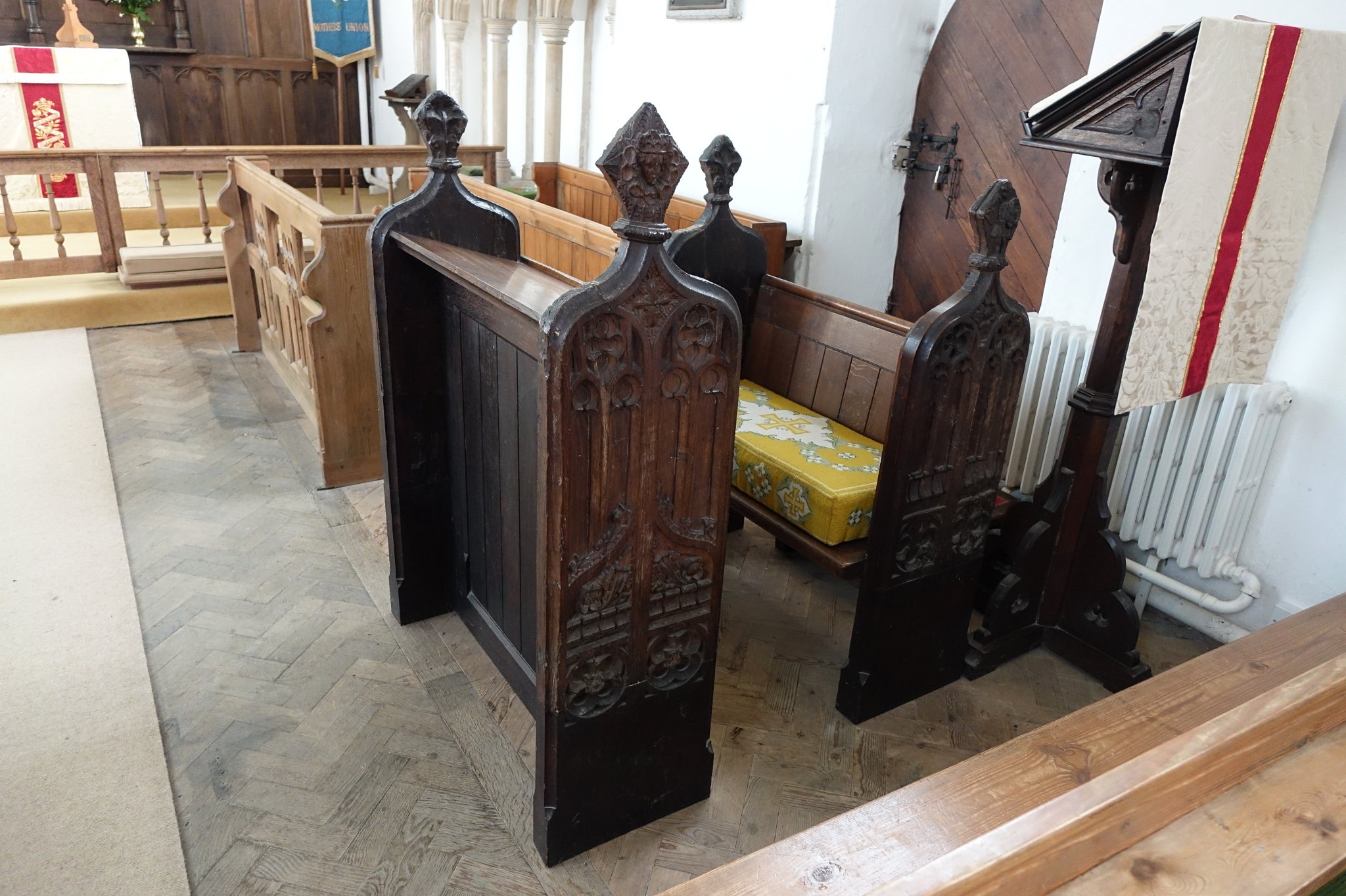 Great Tey - St Barnabas - Poppyhead