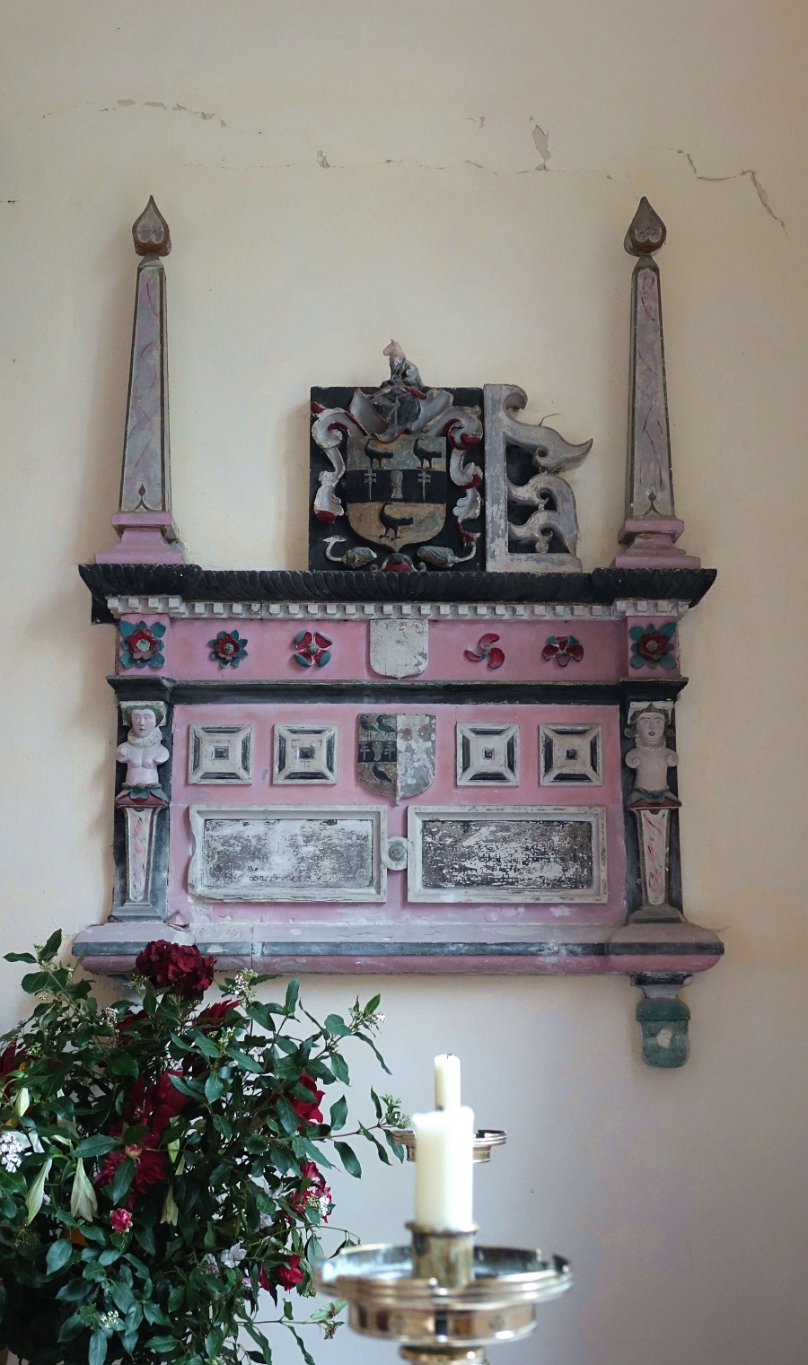 Helions Bumpstead - St Andrew - Tallakarne Monument