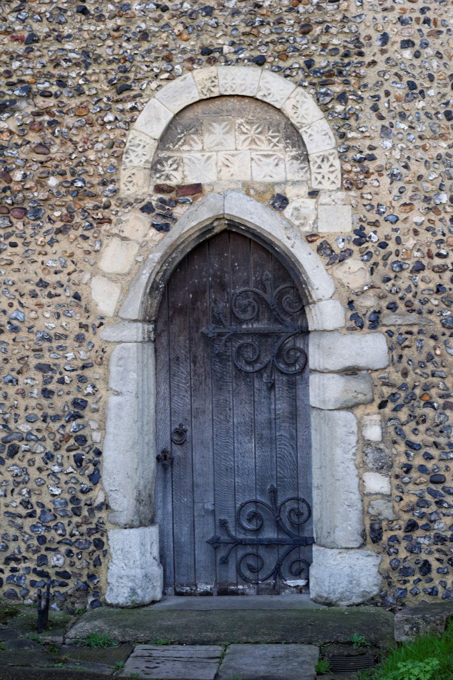 Chadwell St Mary - St Mary - N.Door