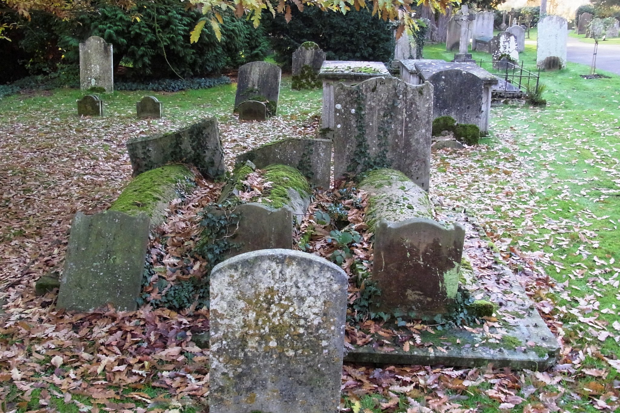 Fryerning -  Graves - St Mary