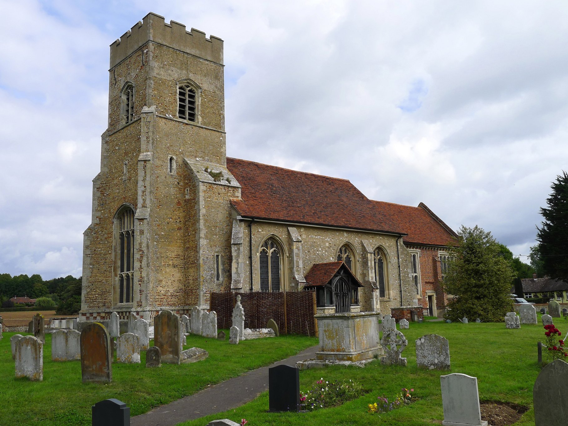 Gosfield - St Catherine - Graveyard