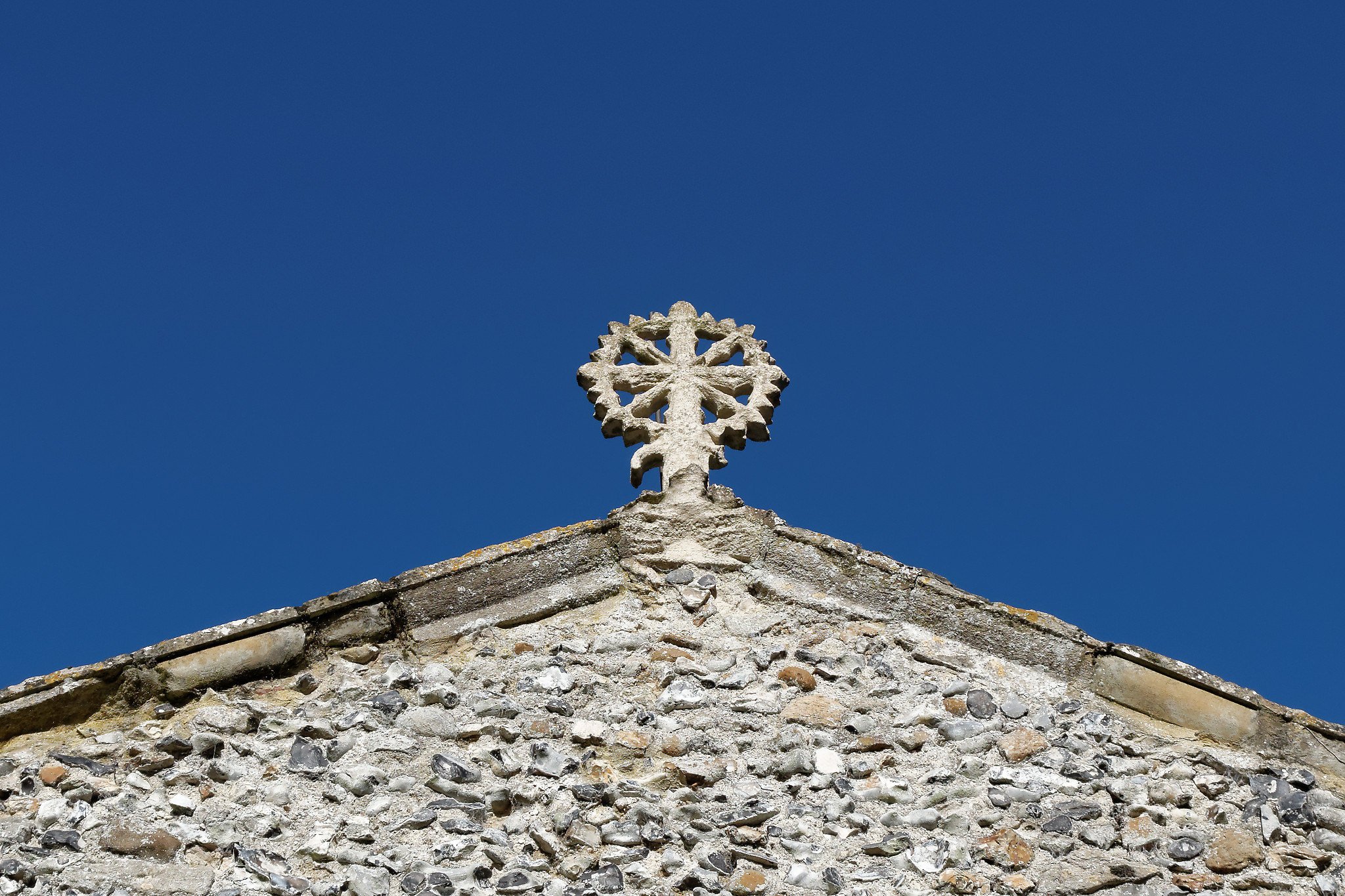 Hadstock - St Botolph - C14 Finial Cross