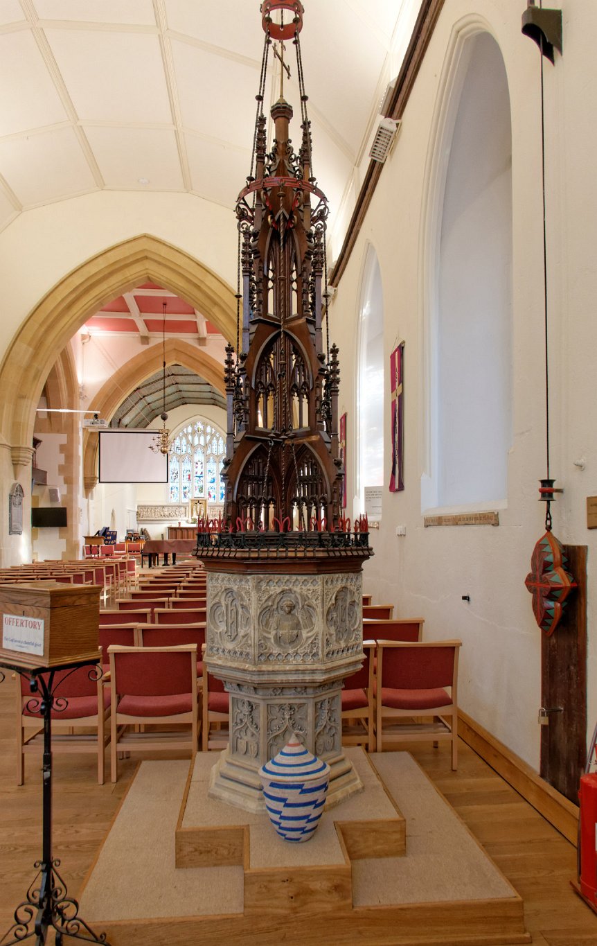 Harlow - SS Mary & Hugh - Interior