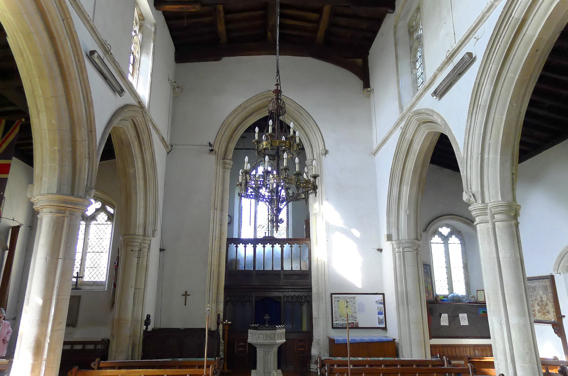 Shalford - St Andrews interior